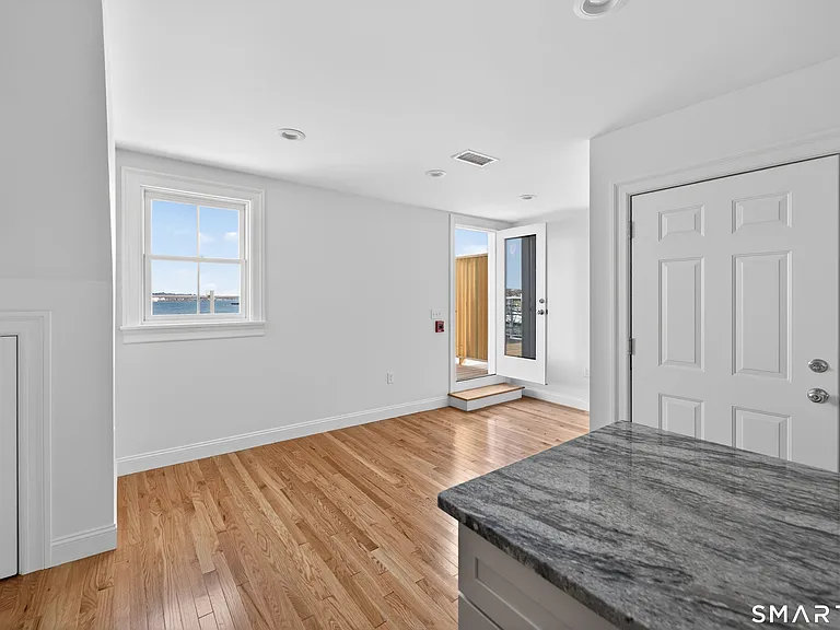 138 Bank St #3A — Photo 10