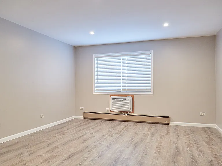405.5 W Mondamin St #405 — Photo 2
