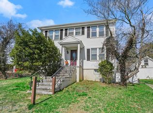40 Talbot Ln, Greenwich, CT 06830