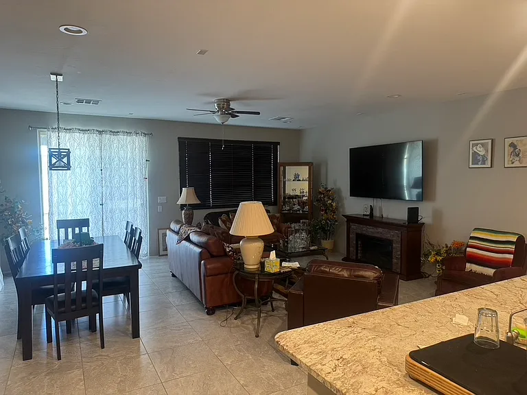 1803 E Alder Cir — Photo 10