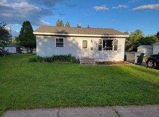 19 Gibson Rd, Silver Bay, MN 55614