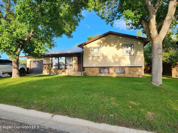 365 Bonderud Ave, Craig, CO 81625
