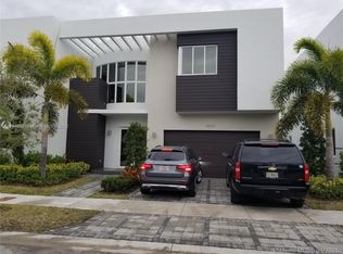 10093 NW 76th Ter, Doral, FL 33178