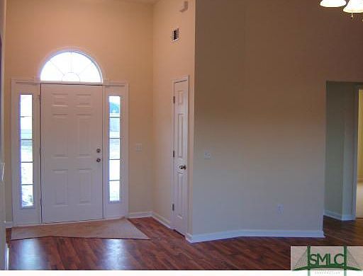 5th image of 744 Park Drive