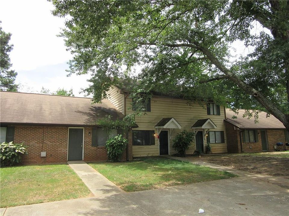 1st image of 2644 Fieldstone View Ln SE