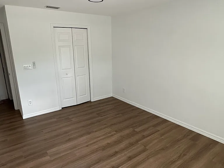 5172 Leeds Rd #5172 — Photo 16
