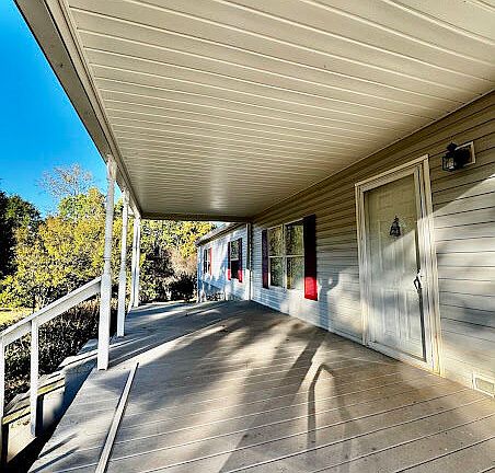 3rd image of 1844 Burnette Rd