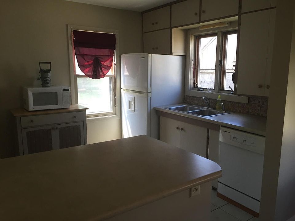 1st image of 729 Hollister Ave