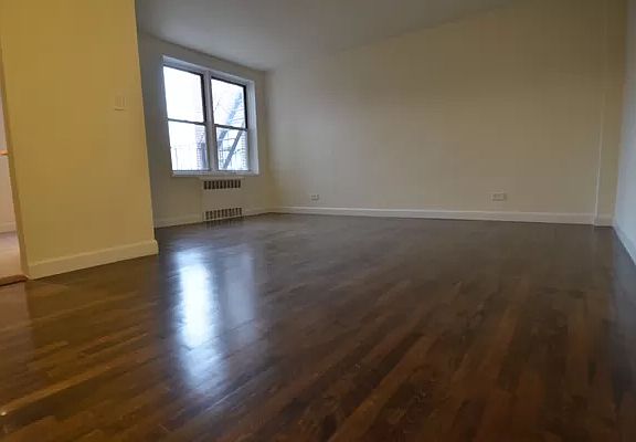 3rd image of 88-01 35th Ave APT 5D
