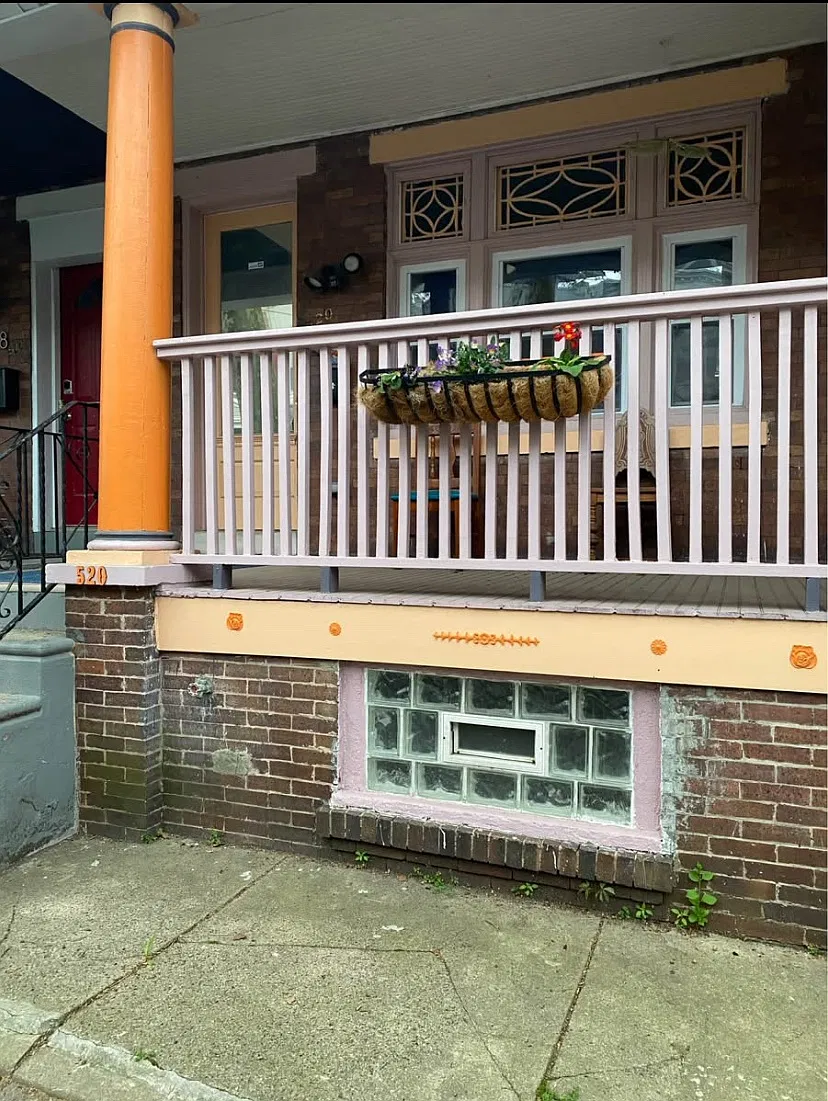 3 bed, 1.5 bath, 1020 sqft, $2,000 — Photo 1