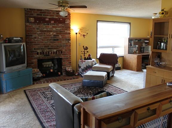 3rd image of 5439 Fern Loop