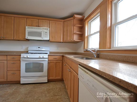 94 Undine Rd. Boston - Brighton Unit Photo 3