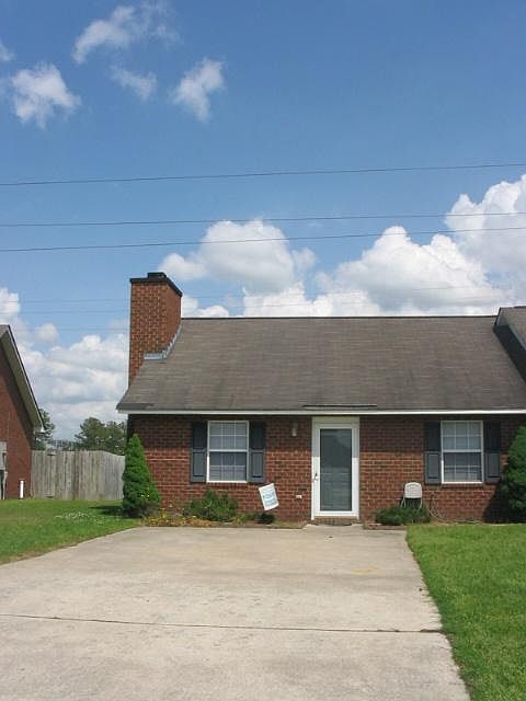 1st image of 3209 Parkway Ct #A