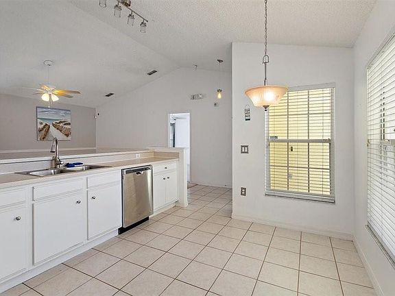 3rd image of 5415 Harmony Ln
