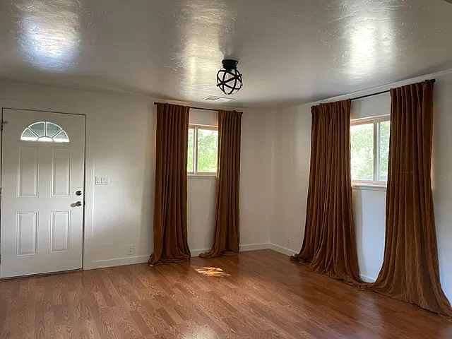 2 bed, 1100 sqft, $2,800 — Photo 3