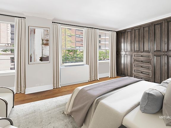 4th image of 50 E 72nd St #3A