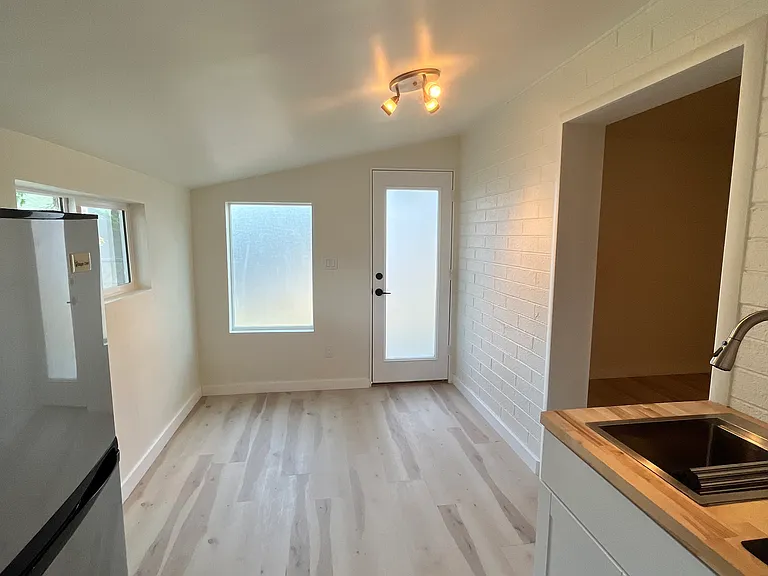 3128 N Tindle Blvd — Photo 1
