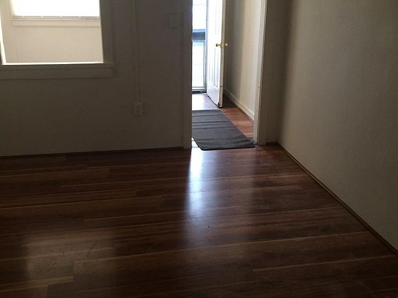 Main Room w/Bonus Room