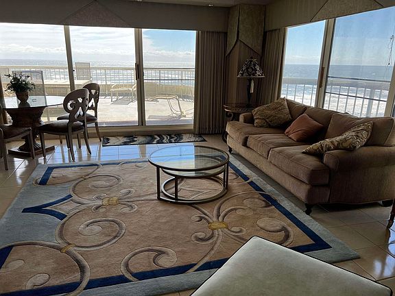 4th image of 3101 Boardwalk #2112-1