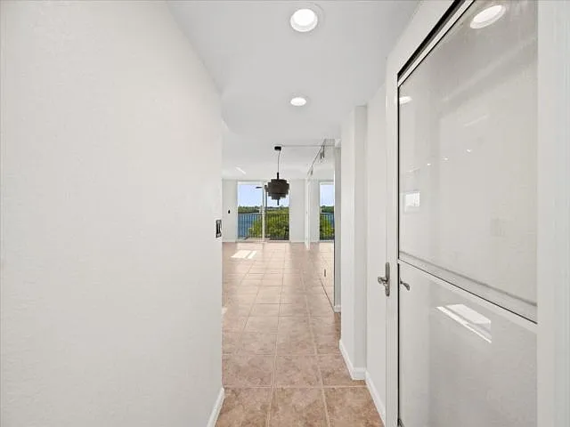 689 NE 6th Ct #4010 — Photo 16