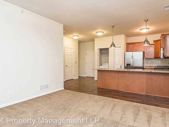 5th image of 2525 Bellerive Dr APT 57