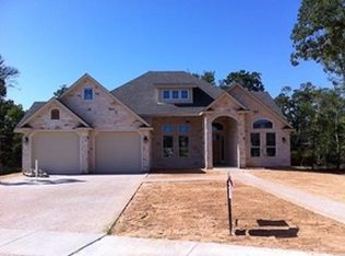 15605 Wood Brook Ln, College Station, TX 77845