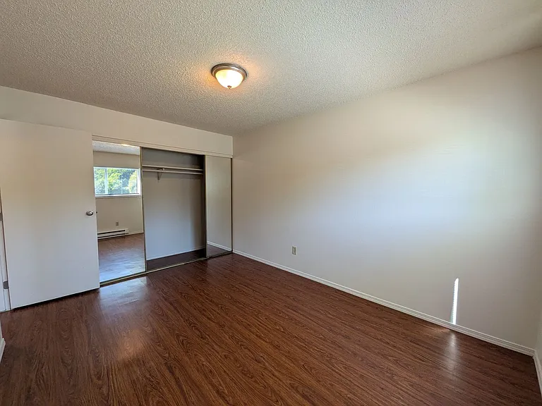 Cully Park Apartments — Photo 46