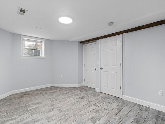 4th image of 100 Elm St #1
