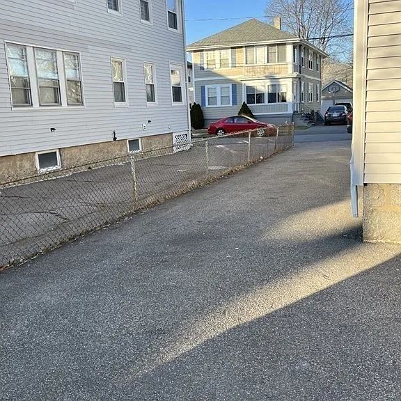 119 Safford St #1 — Photo 11