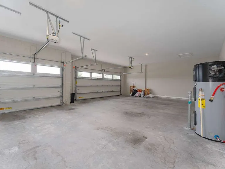 1434 Maddie Berry Ln — Photo 23