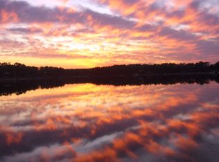 15844 NW Lakeview Rd, Bristol, FL 32321