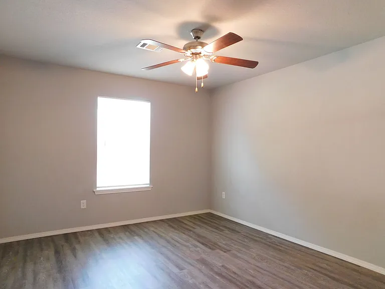 1218 Chestnut St — Photo 5