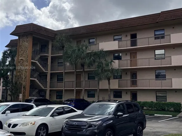 4940 E Sabal Palm Blvd APT 203, Tamarac, FL 33319