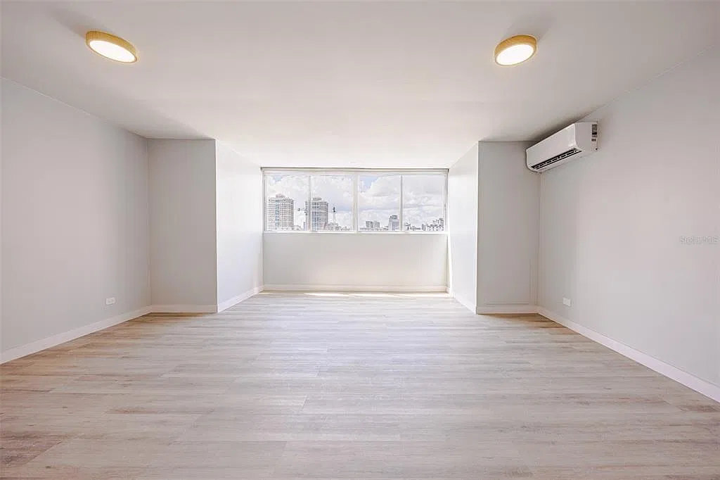 Studio, 1.0 bath, 500 sqft, $2,000 — Photo 3
