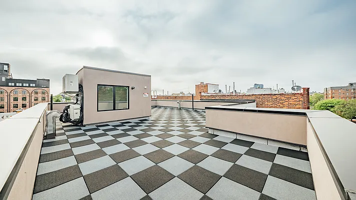 Rented by Nooklyn NYC LLC | media 30