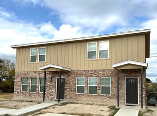 111 Rockwell Way APT B, Del Rio, TX 78840