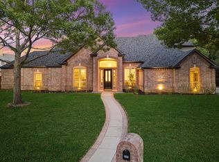 913 Edgemeer Ln, Southlake, TX 76092