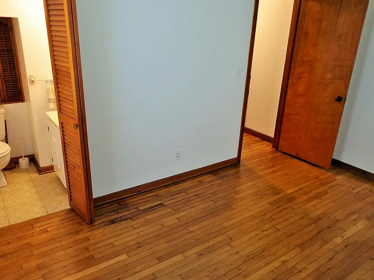 1647 S Edgewood Ave #1 — Photo 9