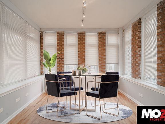 4th image of 2123 W Schiller St APT 1F