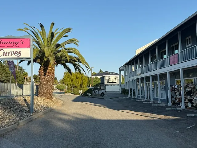 7000 Soquel Dr #1 — Photo 3