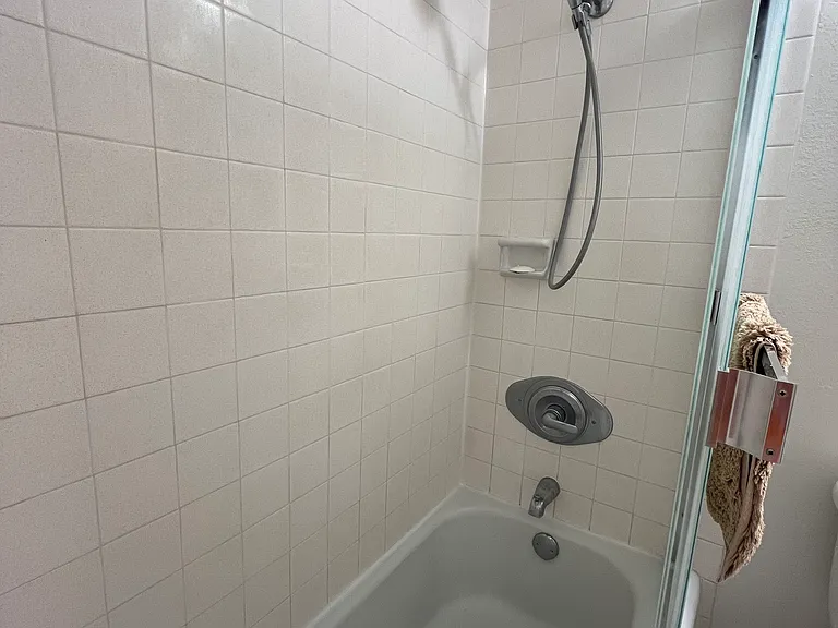 2092 Kuhio Ave #1901 — Photo 18