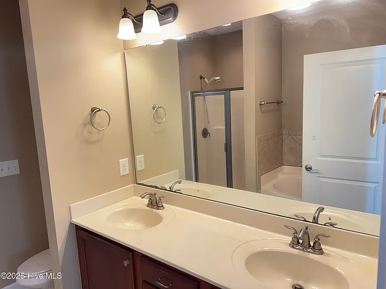 1801 Fox Den Way #2 — Photo 8