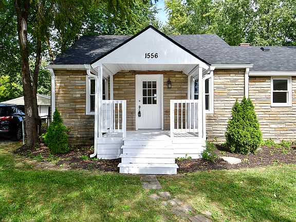 2nd image of 1556 E Dudley Ave