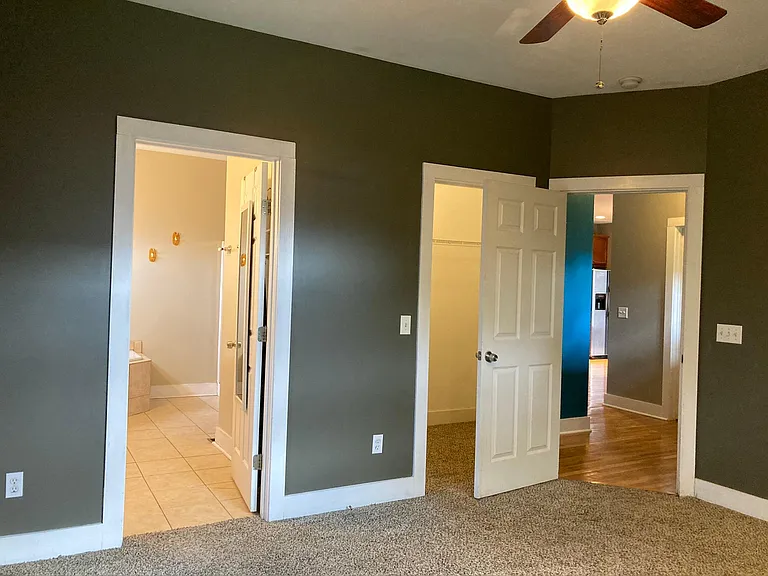 814 Shelby Ave — Photo 9
