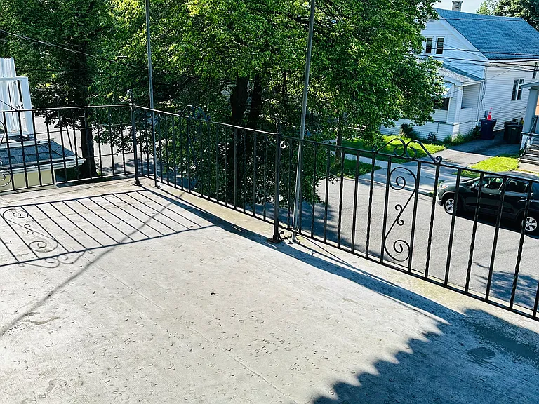 443 Lisbon Ave #2 — Photo 9