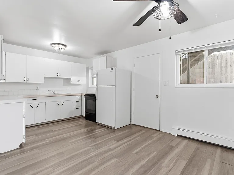 1112 Gard Pl #2 — Photo 8