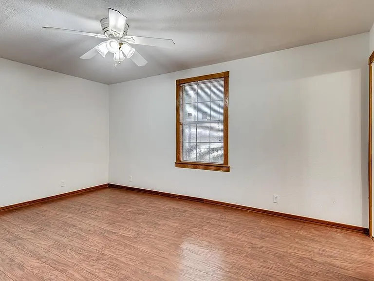6203 Felix Ave — Photo 9