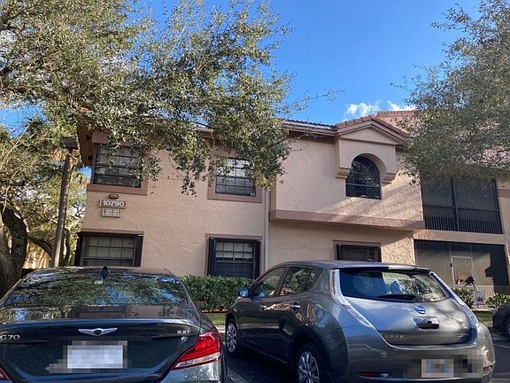 5th image of 10790 NW 14th St APT 190