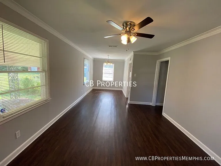 1190 Inman Cv — Photo 4