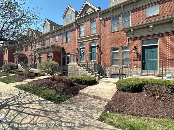 1337 Turner St, Lansing, MI 48906